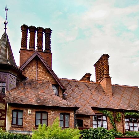 The Five Arrows Hotel Уоддесдон Экстерьер фото